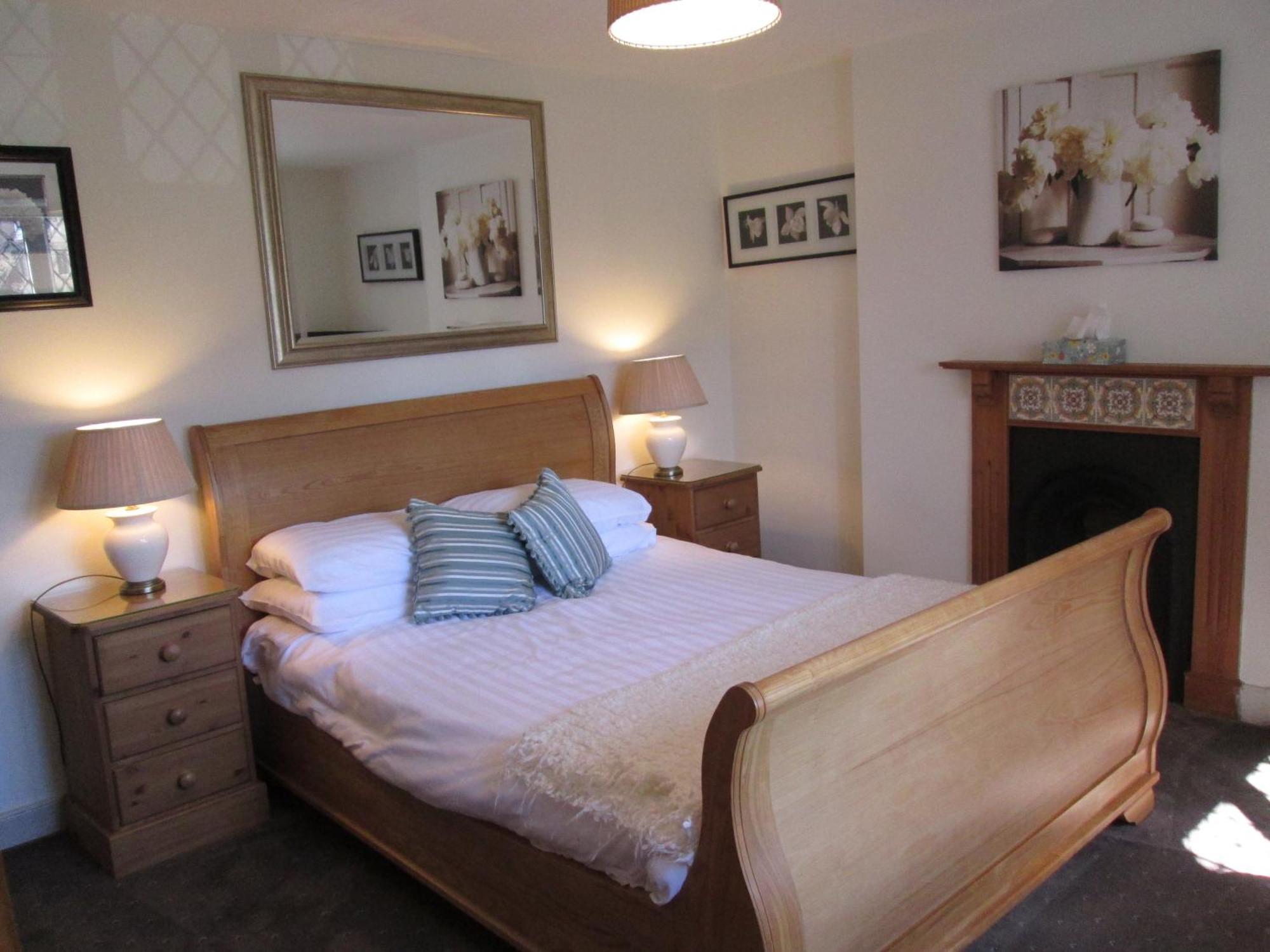 Three-Cranes Bed & Breakfast Turvey Rom bilde